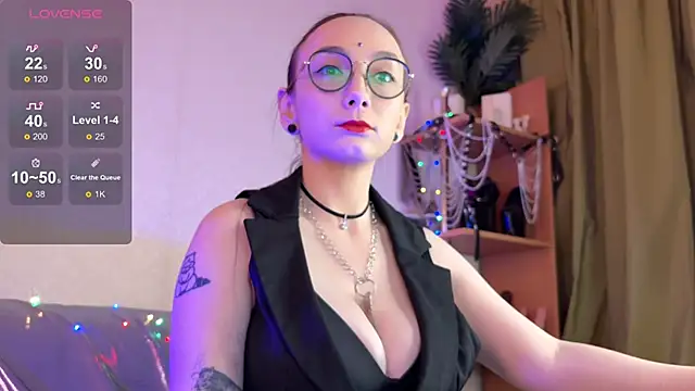 Jinhee Noir online show from 12/14/25, 08:58