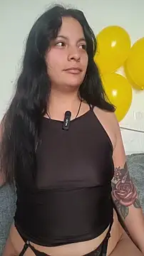 Snapshot of ZaraHoney chatting on 10/02/25, 03:37 ZaraHoney online show from 10/02/25, 03:37