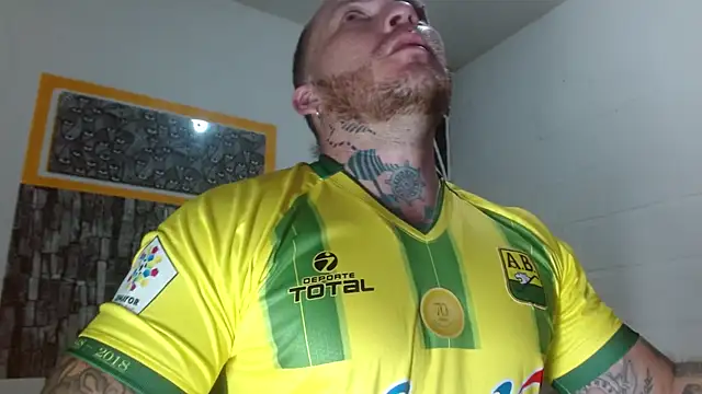 stripnolimits online show from 11/08/25, 11:41