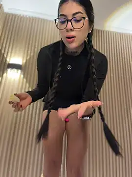 Sarasanders 4 online show from 01/10/26, 04:52