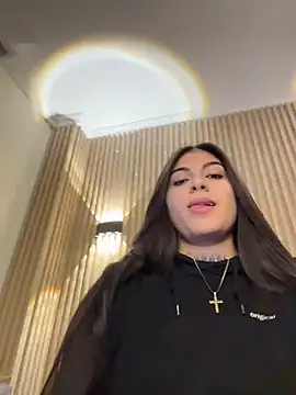 Sarasanders 4 online show from 11/06/25, 03:54