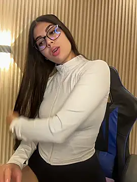 Sarasanders 4 online show from 11/12/25, 02:48