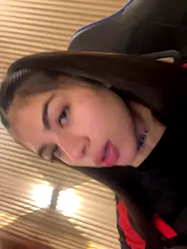 Sarasanders 4 online show from 10/07/25, 02:23