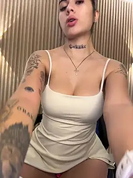 Sarasanders 4 online show from 11/08/25, 04:05