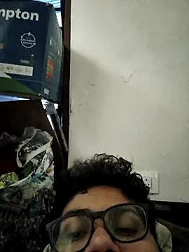 thebrownboi01 online show from 11/12/25, 02:15