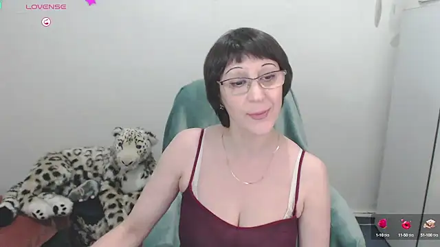 Ammillia online show from 02/16/25, 06:10