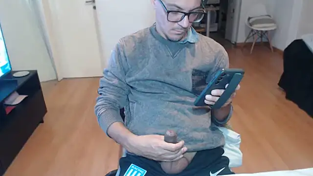 Snapshot of guachin_hunk chatting on 07/09/26, 10:09 guachin hunk online show from 07/09/26, 10:09