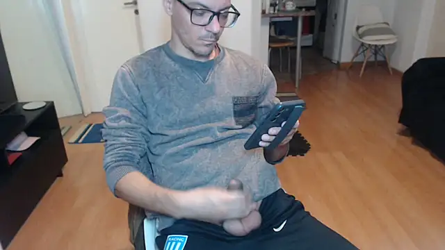 Snapshot of guachin_hunk chatting on 07/02/26, 04:18 guachin hunk online show from 07/02/26, 04:18