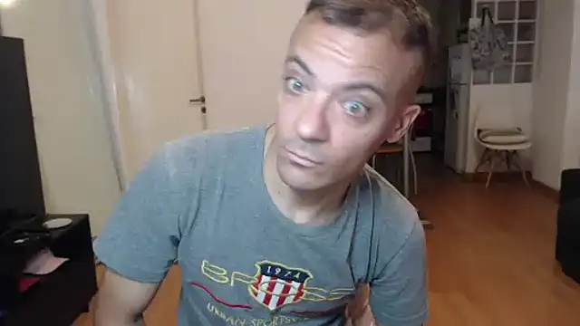 guachin hunk online show from 04/04/26, 06:14