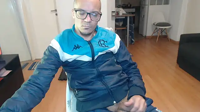Snapshot of guachin_hunk chatting on 06/07/26, 03:01 guachin hunk online show from 06/07/26, 03:01