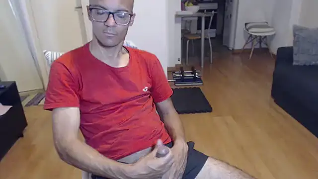 Snapshot of guachin_hunk chatting on 11/17/25, 03:10 guachin hunk online show from 11/17/25, 03:10