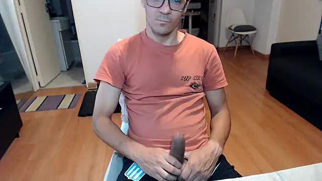 guachin hunk online show from 05/17/26, 10:32