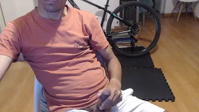 Snapshot of guachin_hunk chatting on 11/22/25, 06:56 guachin hunk online show from 11/22/25, 06:56