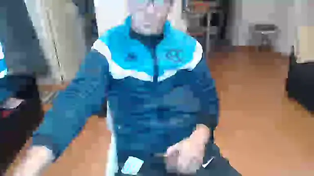 Snapshot of guachin_hunk chatting on 06/23/26, 11:25 guachin hunk online show from 06/23/26, 11:25