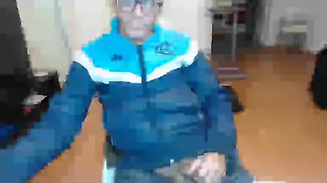Snapshot of guachin_hunk chatting on 07/13/26, 04:34 guachin hunk online show from 07/13/26, 04:34