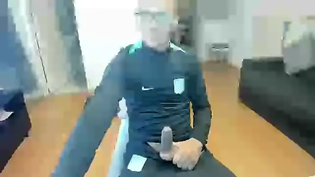 guachin hunk online show from 04/22/26, 08:15