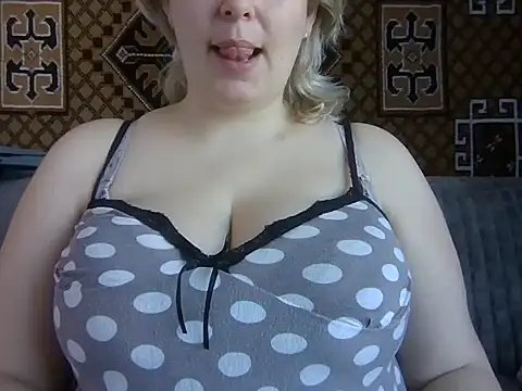 Snapshot of Diana_Britt chatting on 03/07/25, 06:46 Diana Britt online show from 03/07/25, 06:46
