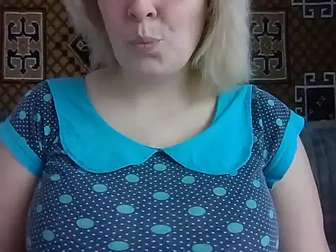 Snapshot of Diana_Britt chatting on 02/09/25, 07:15 Diana Britt online show from 02/09/25, 07:15
