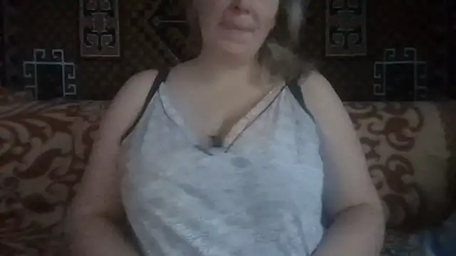 Diana Britt online show from 12/14/25, 06:08