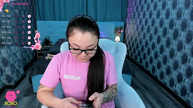 Snapshot of gentle_muse chatting on 03/01/25, 12:50 gentle muse online show from 03/01/25, 12:50