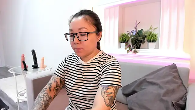 Snapshot of gentle_muse chatting on 03/31/26, 12:01 gentle muse online show from 03/31/26, 12:01