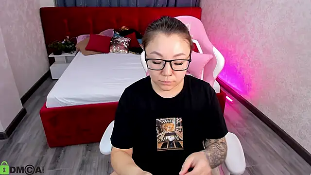 Snapshot of gentle_muse chatting on 03/09/26, 12:03 gentle muse online show from 03/09/26, 12:03