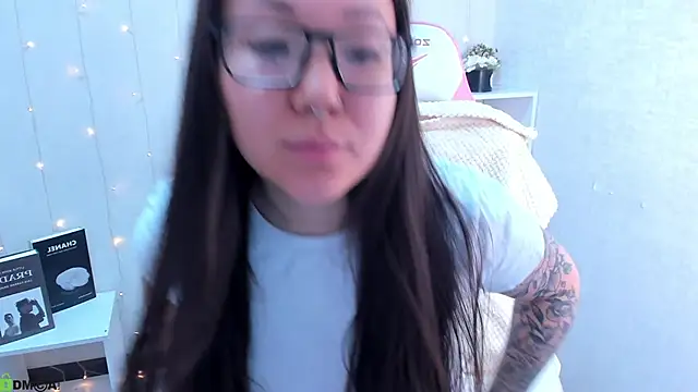 Snapshot of gentle_muse chatting on 05/02/26, 10:04 gentle muse online show from 05/02/26, 10:04