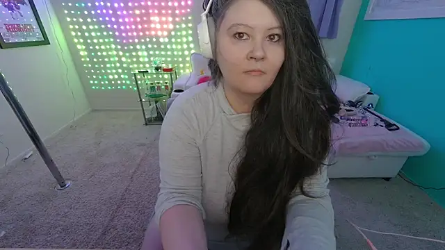 electrifiedlove online show from 12/02/25, 09:05