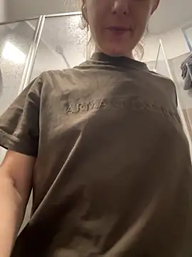 Snapshot of LadyChantale chatting on 02/17/26, 03:09 LadyChantale online show from 02/17/26, 03:09