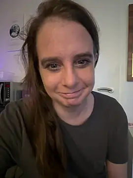 LadyChantale online show from 04/06/26, 06:25