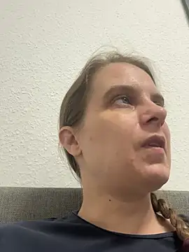 LadyChantale online show from 05/10/26, 04:38