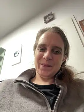 LadyChantale online show from 05/21/26, 05:49