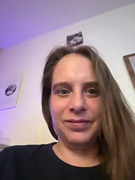 LadyChantale online show from 04/18/26, 05:54