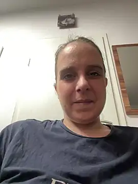 LadyChantale online show from 04/14/26, 05:23