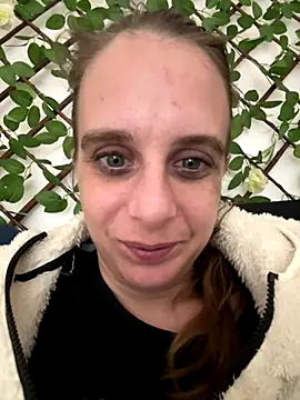 LadyChantale online show from 11/22/25, 07:18