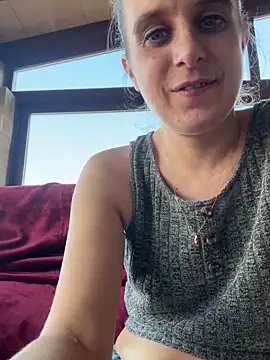 LadyChantale online show from 12/16/25, 08:51