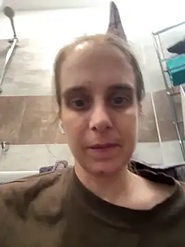 Snapshot of LadyChantale chatting on 02/15/26, 01:10 LadyChantale online show from 02/15/26, 01:10