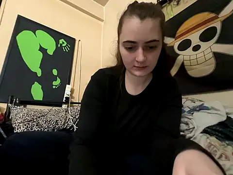 Snapshot of Snowbunnycake_131 chatting on 09/09/25, 03:38 Snowbunnycake 131 online show from 09/09/25, 03:38
