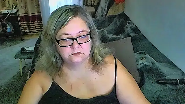 Snapshot of sex2 chatting on 09/28/25, 12:06 sex2 online show from 09/28/25, 12:06
