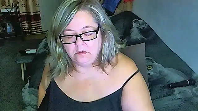 Snapshot of sex2 chatting on 10/05/25, 12:34 sex2 online show from 10/05/25, 12:34