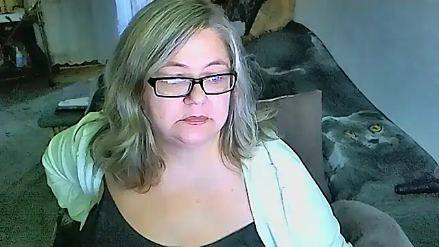 Snapshot of sex2 chatting on 09/15/25, 10:05 sex2 online show from 09/15/25, 10:05