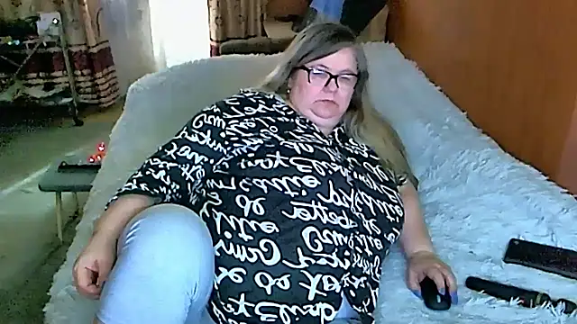 Snapshot of sex2 chatting on 03/18/25, 01:46 sex2 online show from 03/18/25, 01:46