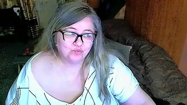 Snapshot of sex2 chatting on 03/14/25, 10:27 sex2 online show from 03/14/25, 10:27