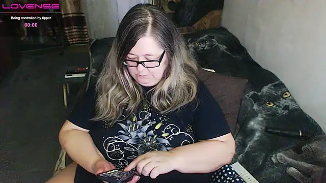 Snapshot of sex2 chatting on 05/28/26, 12:44 sex2 online show from 05/28/26, 12:44