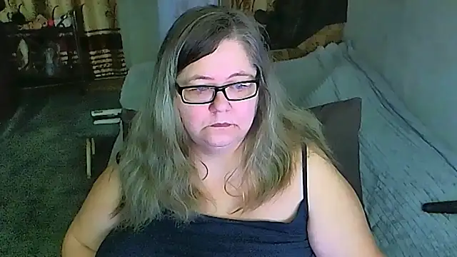 Snapshot of sex2 chatting on 05/25/26, 10:30 sex2 online show from 05/25/26, 10:30
