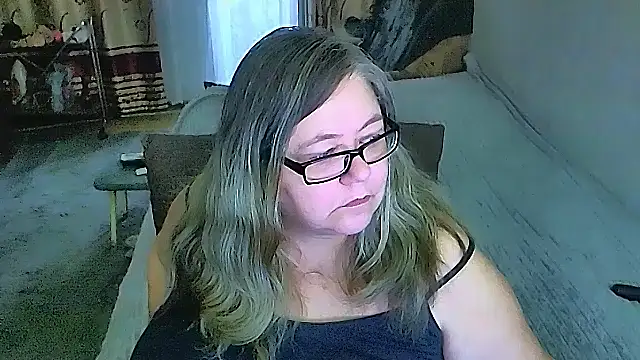 Snapshot of sex2 chatting on 05/24/26, 12:32 sex2 online show from 05/24/26, 12:32