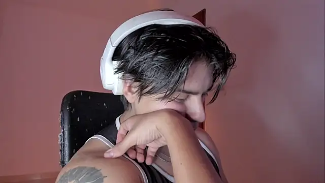 Giordano Russo online show from 11/17/25, 10:25