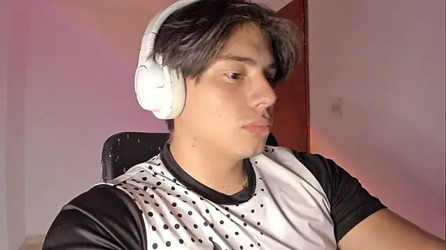 Giordano Russo online show from 03/08/26, 02:04