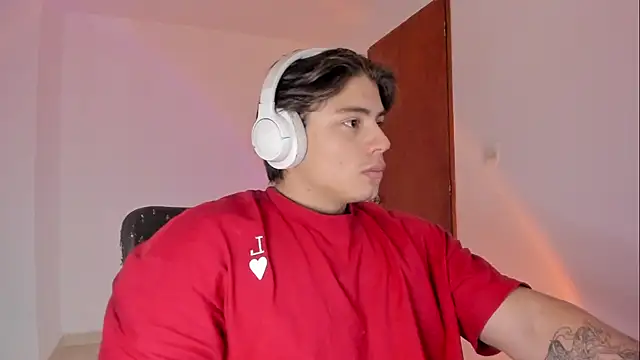 Giordano Russo online show from 04/02/26, 03:41