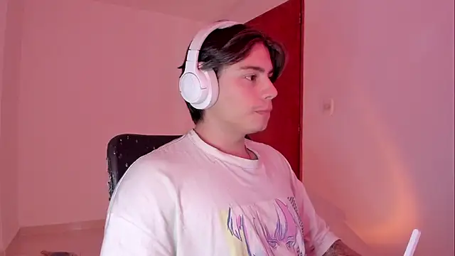 Giordano Russo online show from 11/15/25, 08:13